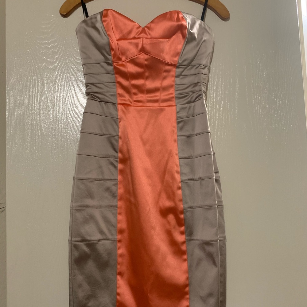 Bebe gold and peach dress 🥰